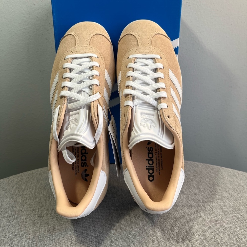 Adidas Classic Gazelle Suede Sneaker Halo Blush Women's Shoe Size 7.5 ID7006 - Picture 9 of 11